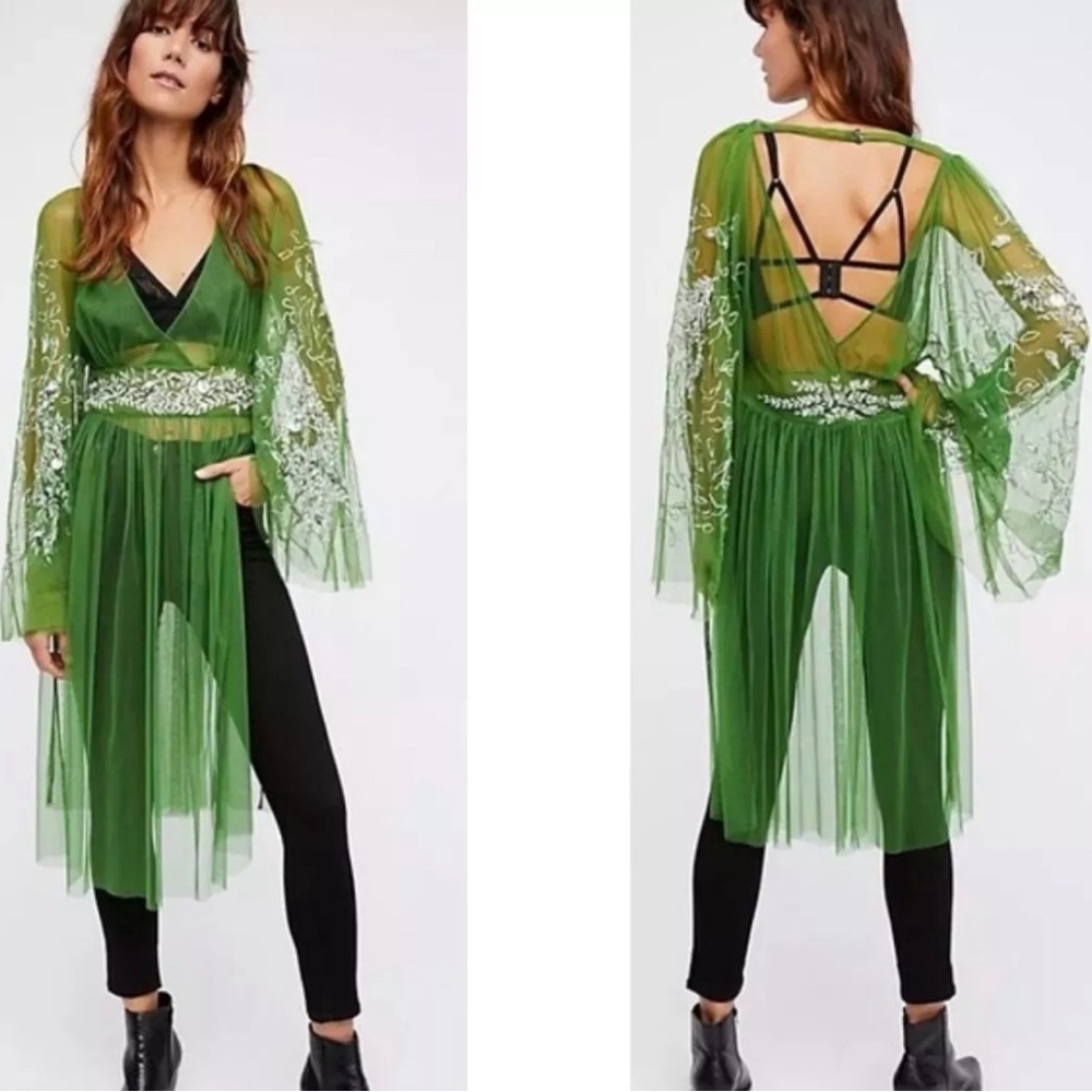 Free People - Picture 4 of 7
